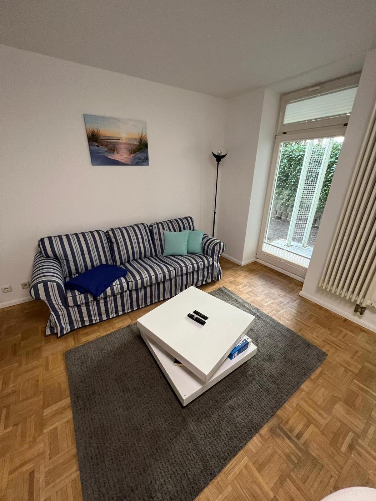 Apartment Bernstein Ruhig, Familienfreundlich Mit Garten Rostock Extérieur photo
