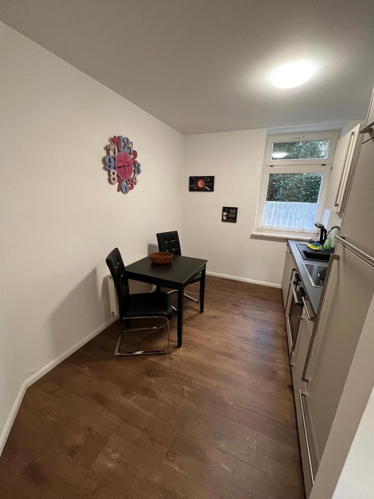 Apartment Bernstein Ruhig, Familienfreundlich Mit Garten Rostock Extérieur photo