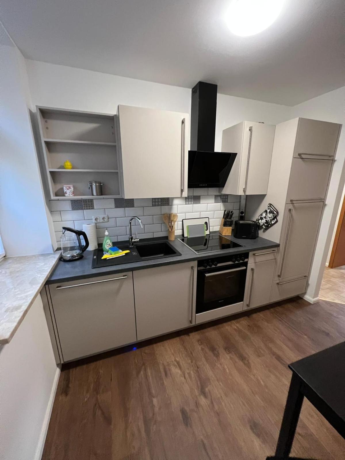 Apartment Bernstein Ruhig, Familienfreundlich Mit Garten Rostock Extérieur photo