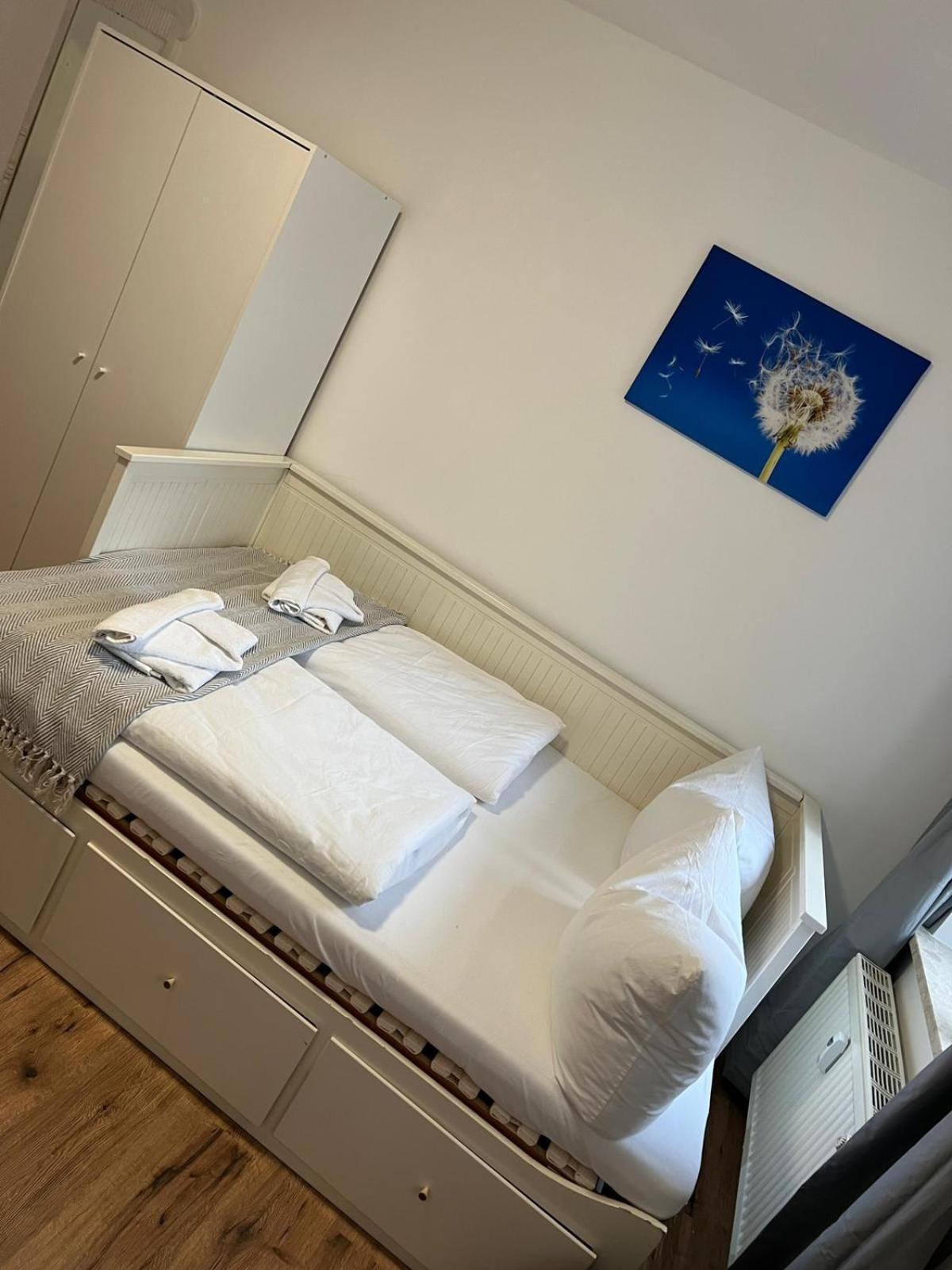 Apartment Bernstein Ruhig, Familienfreundlich Mit Garten Rostock Extérieur photo